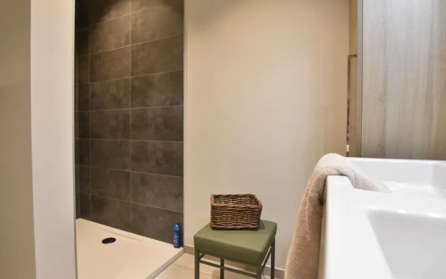 Tasteful Holiday Home in Sijsele-brugge With Garden