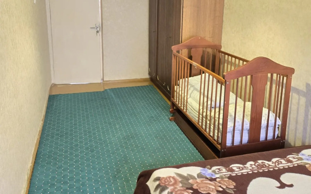 На Бровцева 16