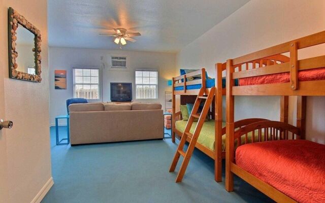 Tropical Touchdown - 4 Br Home