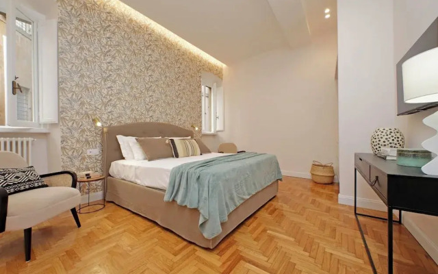 YCH-Luxury home near Piazza Venezia