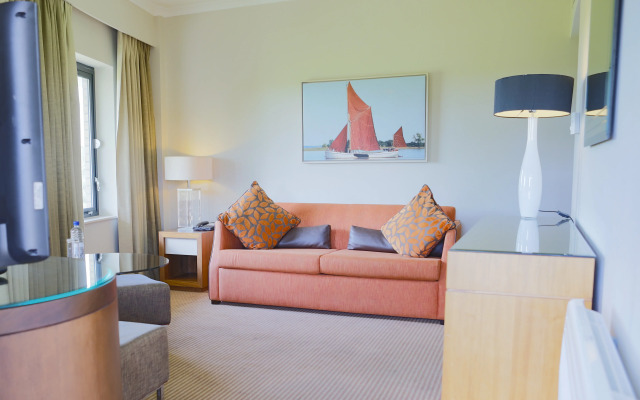 Five Lakes Resort