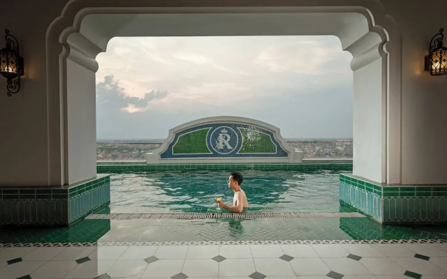Rex Quang Binh Hotel