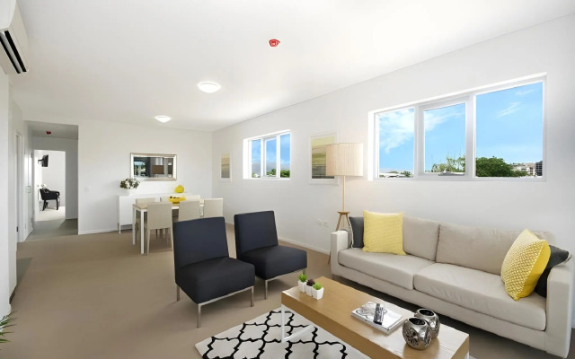 Allure Hotel & Apartments