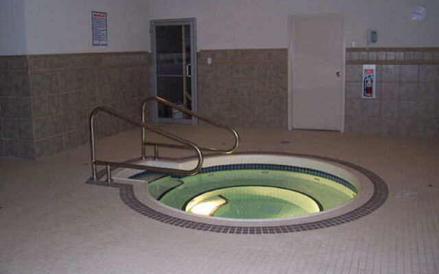 Sunset Oasis Kelowna