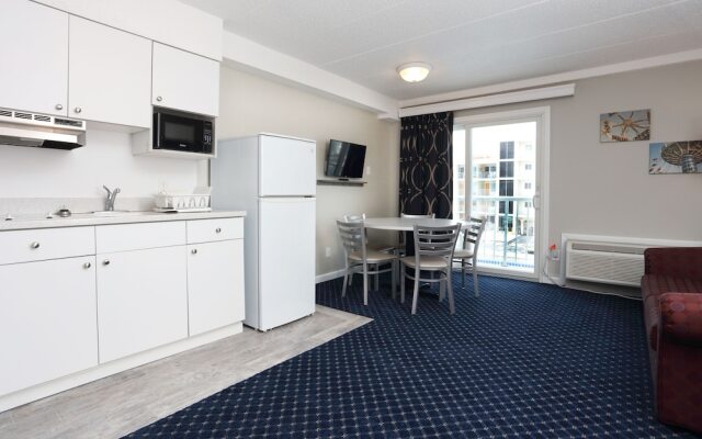 Adventurer Oceanfront Inn