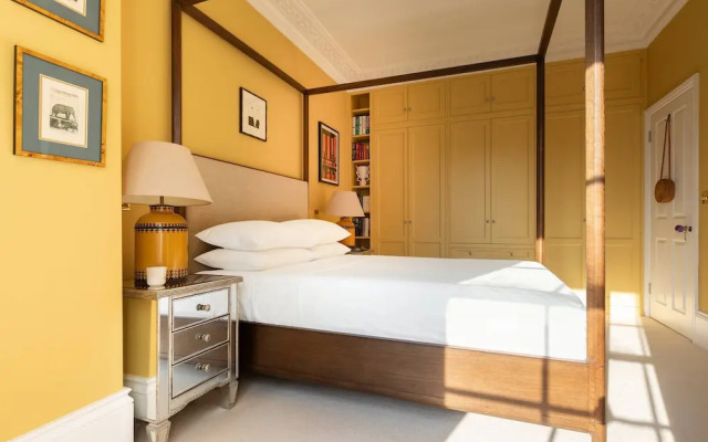 Milborne Grove by Onefinestay