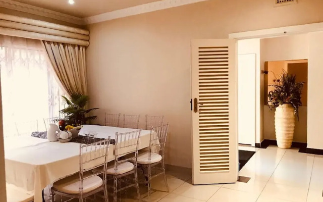Jay and Bee Guest House