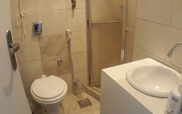 Gohouse - Ferreira 402