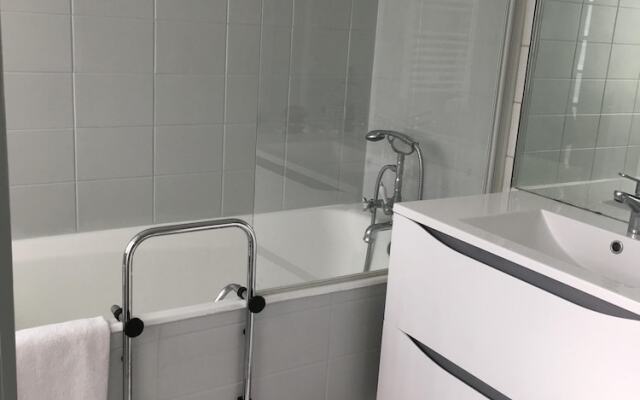 Apartment Fontaines du Temple