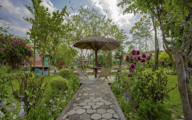 OYO 345 Jungle Nepal Resort