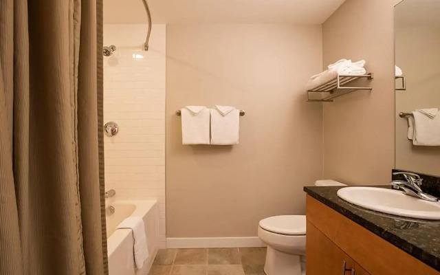 Founders Pointe