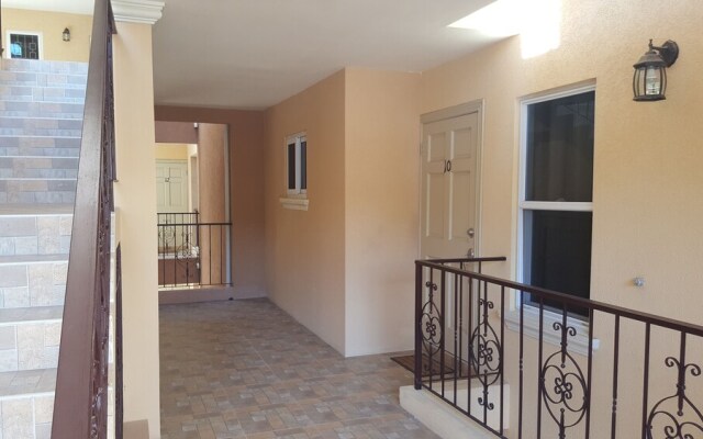 Executive Suites - Palms of Ottawa