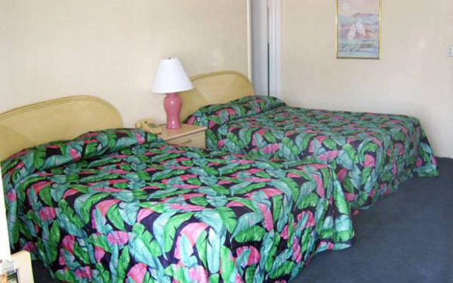 Fisher Inn Resort & Marina