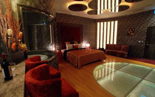 Rage Motel
