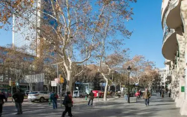 Fewdays Barcelona Apartments