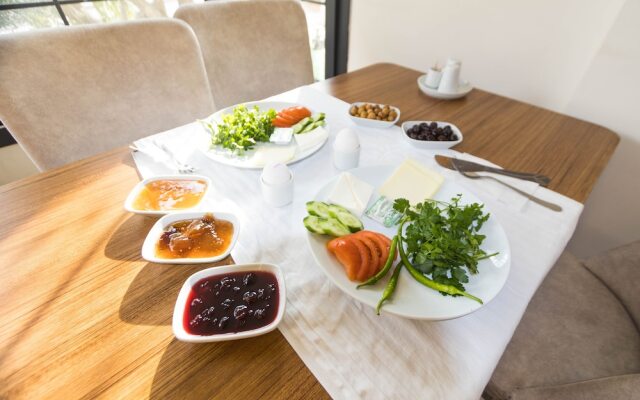 Deniz Otel