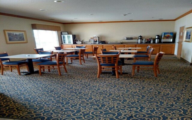 Holiday Inn Express Toledo West - Napoleon by IHG