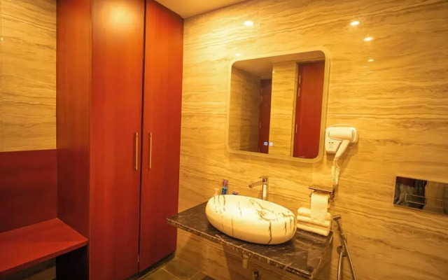 J60 Suites