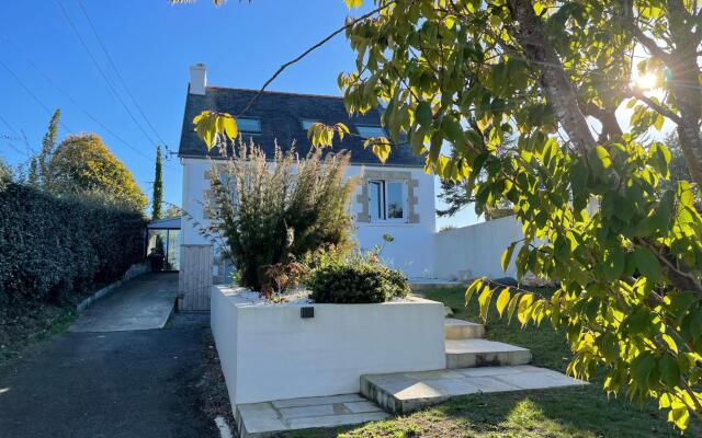 Charming Holiday Home Near the Beach, Locquirec