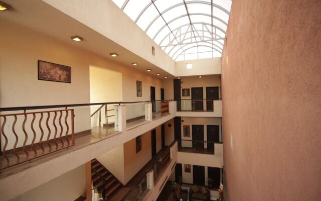 Mint Milestone Suites