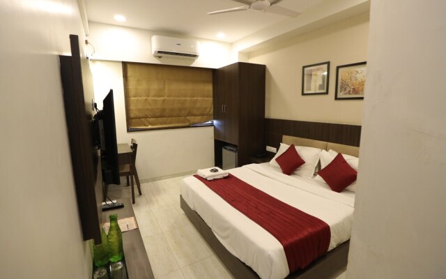 Hotel Privya Rooms and banquet Surat