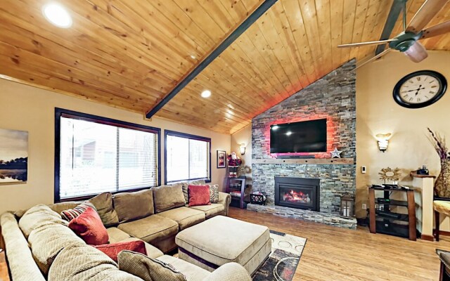 1062 Glenwood Way - 4 Br Home