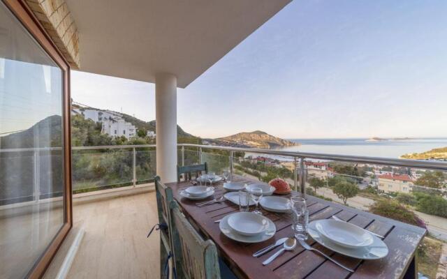 Gorgeous Sea View Flat With Pool in Antalya Kalkan