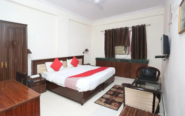 Hotel Nuova By OYO Rooms