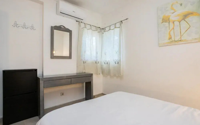 Nice Terrace and Pool Alvor Flat