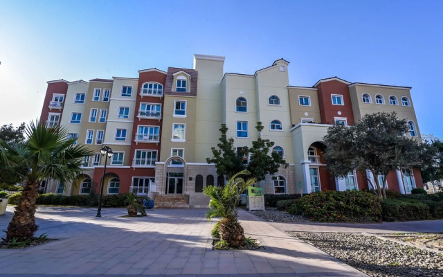 OYO 163 Home 1Bhk Discovery Garden City View