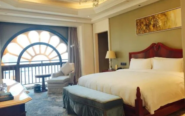 Royal Seaside Hotel and Hot Springs Xiamen