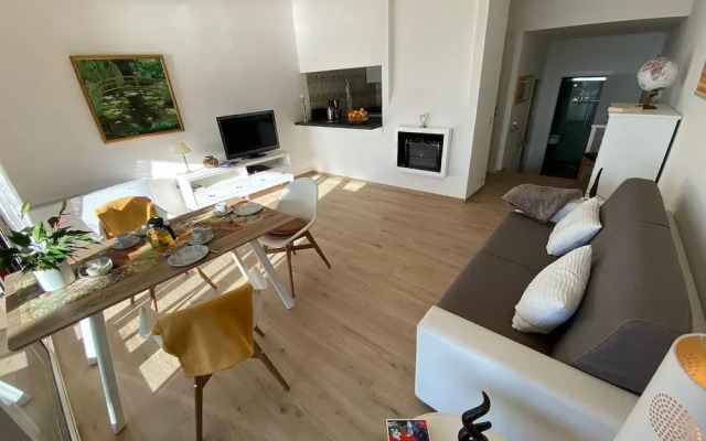 Barbara Apartment With Lake View in Ghiffa