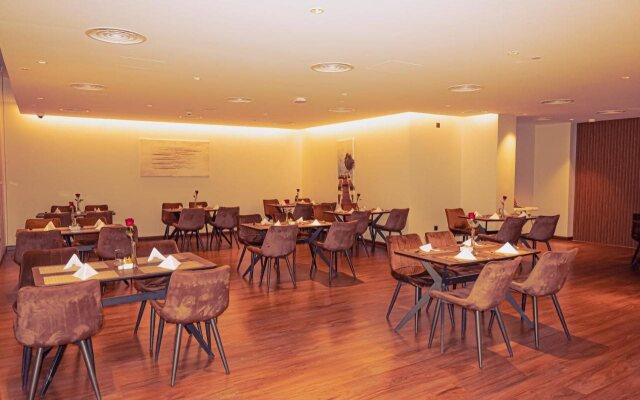 Jasmine Garden Hotel