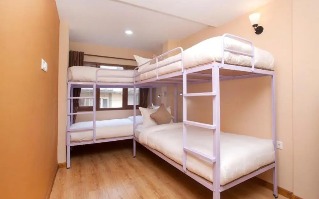 Holiday Hostel
