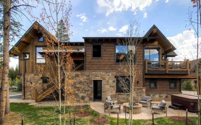 Highwood at Shock Hill by RedAwning