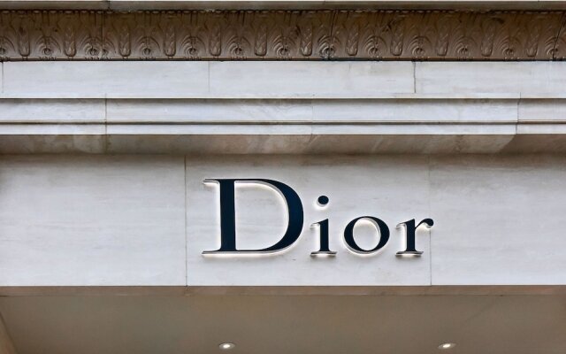 Chic Apartment in London near Picadilly Circus and Dior
