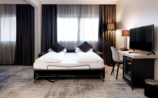 Park Inn by Radisson Oslo Airport Hotel West - Image 4
