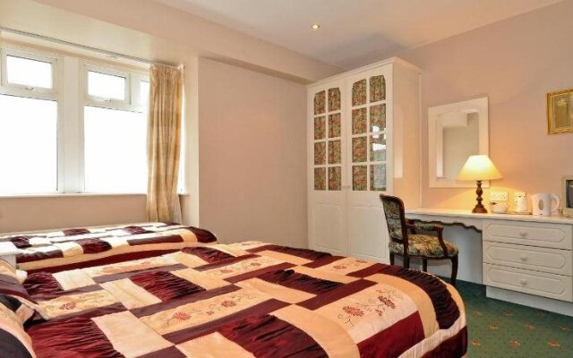 College Crest B&B