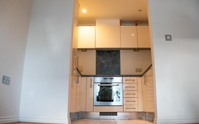 Cosy One-bed Apartment in Central London