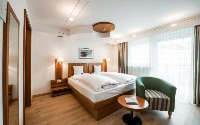 Hotel KRONE - eat, drink, stay