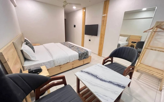 Hotel Royal Manor-Rajkot