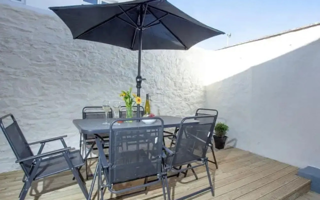 Suzie's Pad Torquay Devon