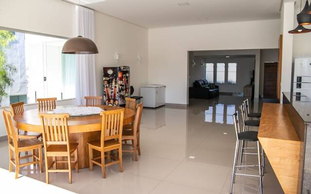 Ilha de Capitóli - Rancho no Kanto da Ilha em Capitólio