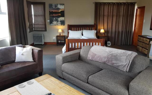 Stay@67 Apartments - Dullstroom