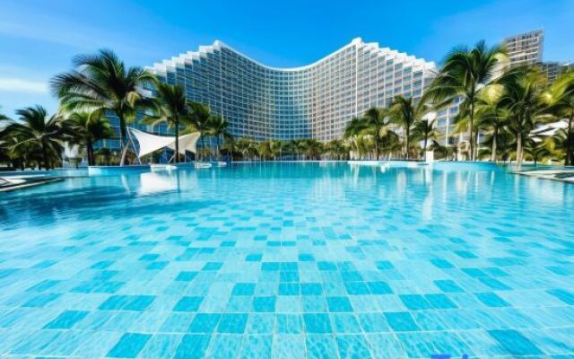 The Sea View Cam Ranh Beach Apartment