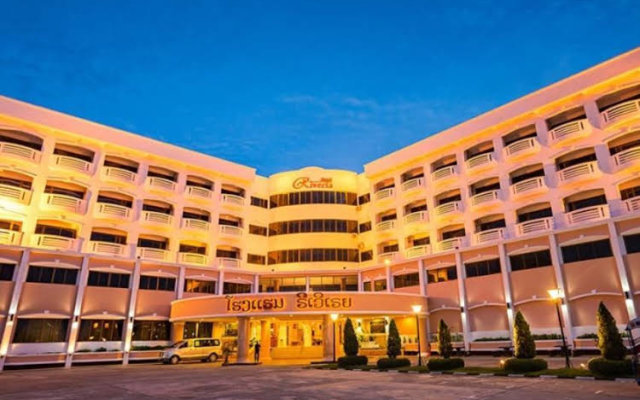 Hotel Riveria