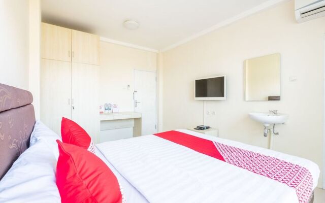 OYO Collection O 935 Bongo Residence