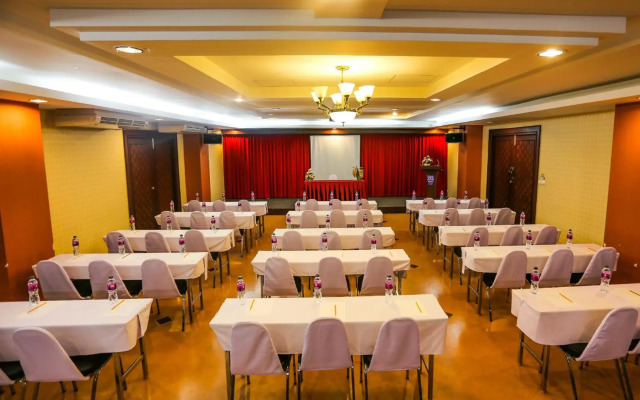 Madina Hotel