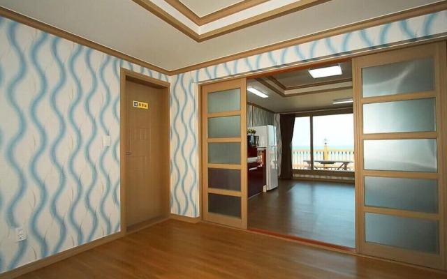 Wolpo Donghae Pension