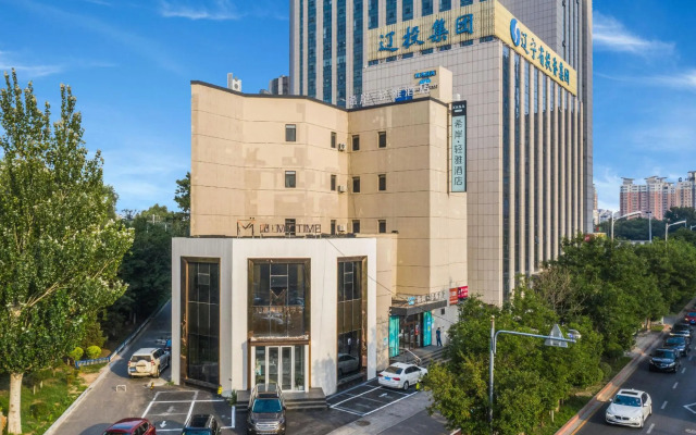 Xana Lite Hotelle (Shenyang Beiling Park Liaoning Building)